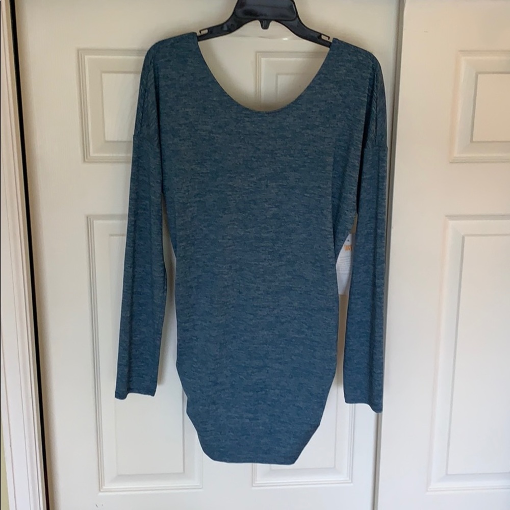 NWT Lucy Manifest LS Tunic